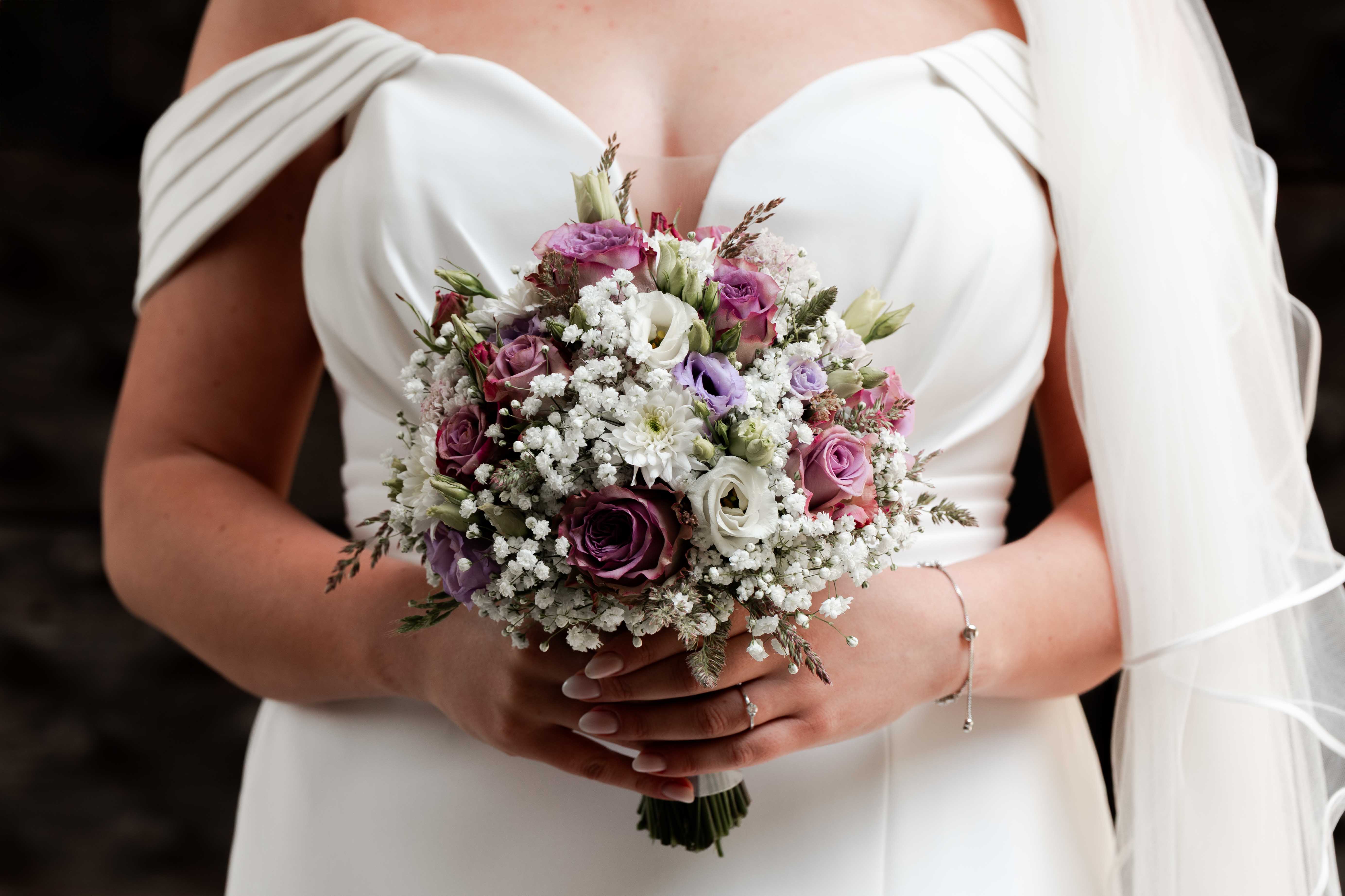 Hochzeitsfotograf Luise & Lorenz – Brautpaar bei der freien Trauung